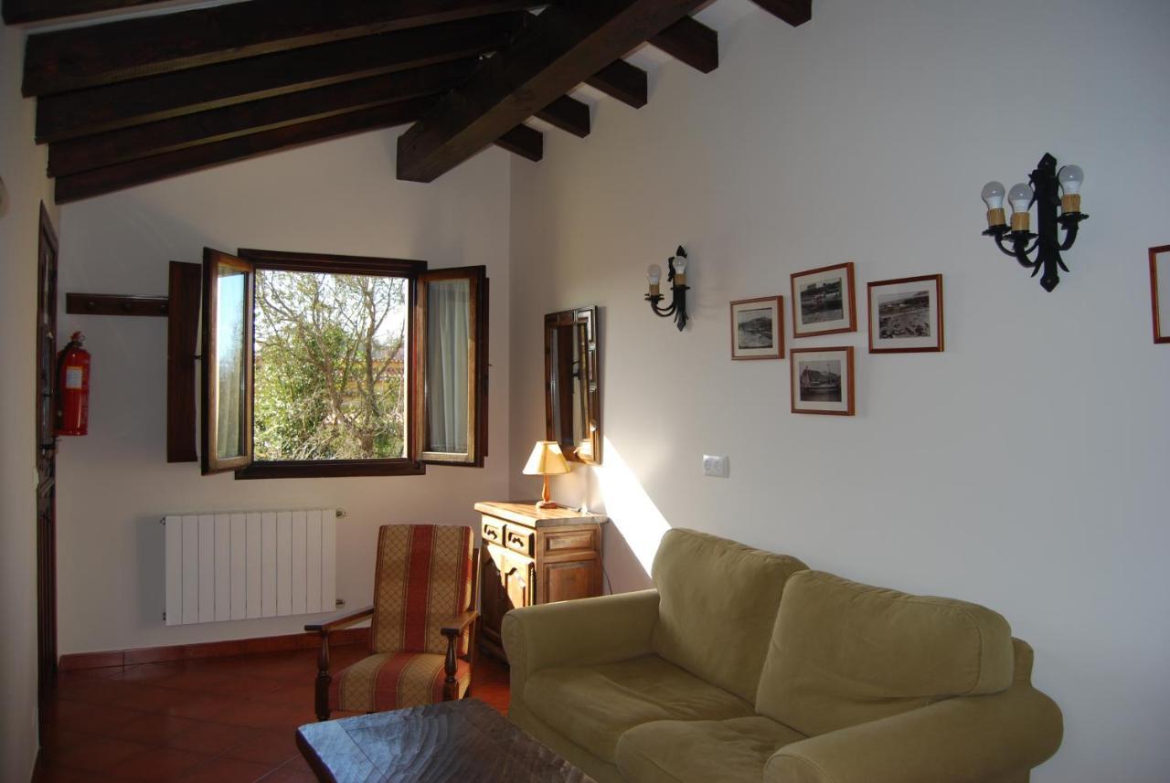 Apartamentos El Perujo Comillas Eksteriør billede