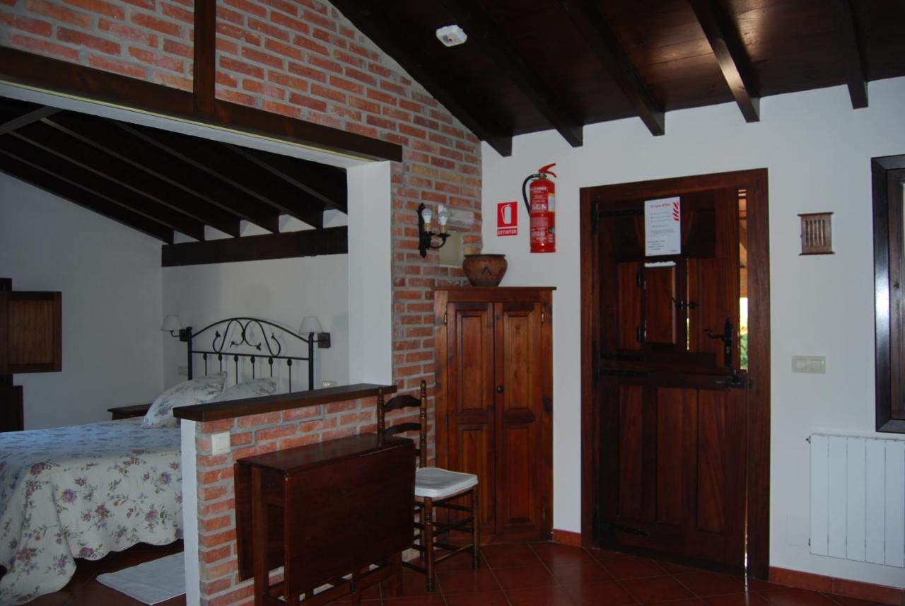Apartamentos El Perujo Comillas Eksteriør billede