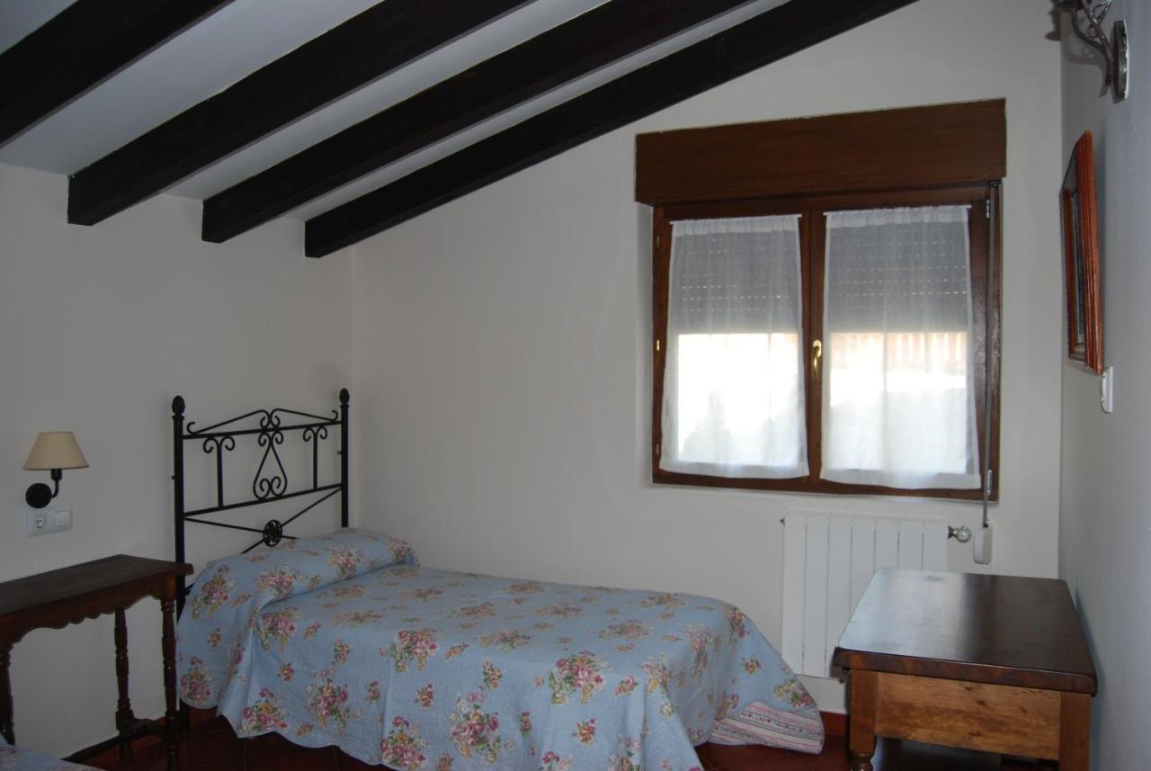 Apartamentos El Perujo Comillas Eksteriør billede